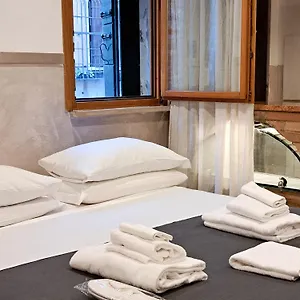 https://lovely-and-quiet-cannaregio.hotelslidodijesolo.com
